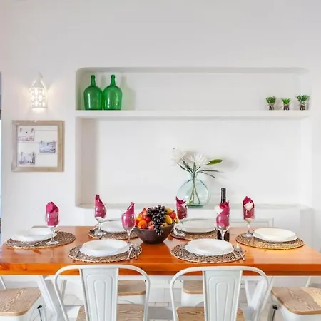 Lori, Pool, 5 Min Drive To In * Albufeira
