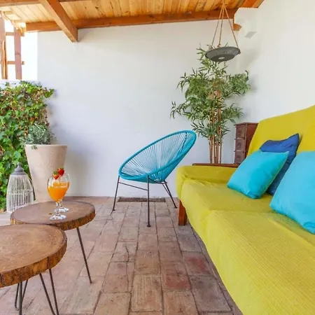 Lori, Pool, 5 Min Drive To In Villa *