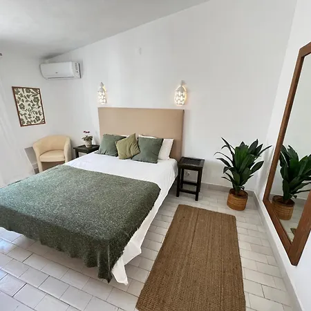 Vila Lori, Pool, 5 Min Drive To In Albufeira